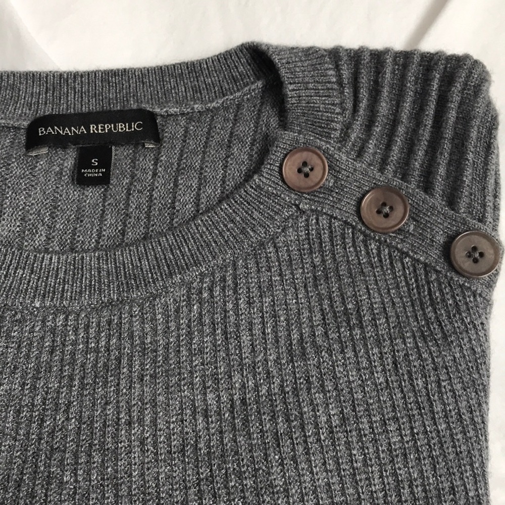 Banana Republic Sweater